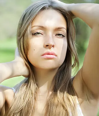 Frau als Beispielprofil auf Funcommunity